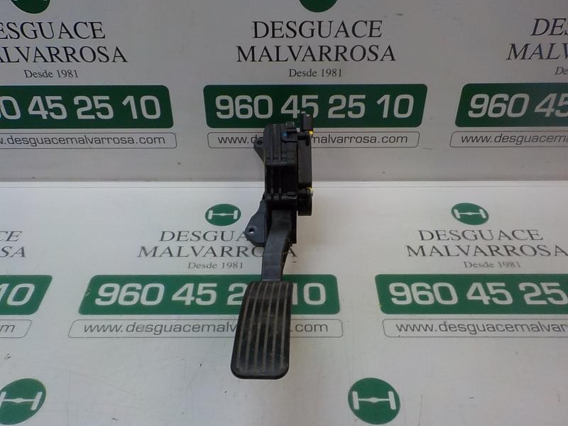 Recambio de potenciometro pedal para ssangyong rodius 2.7 turbodiesel cat referencia OEM IAM   