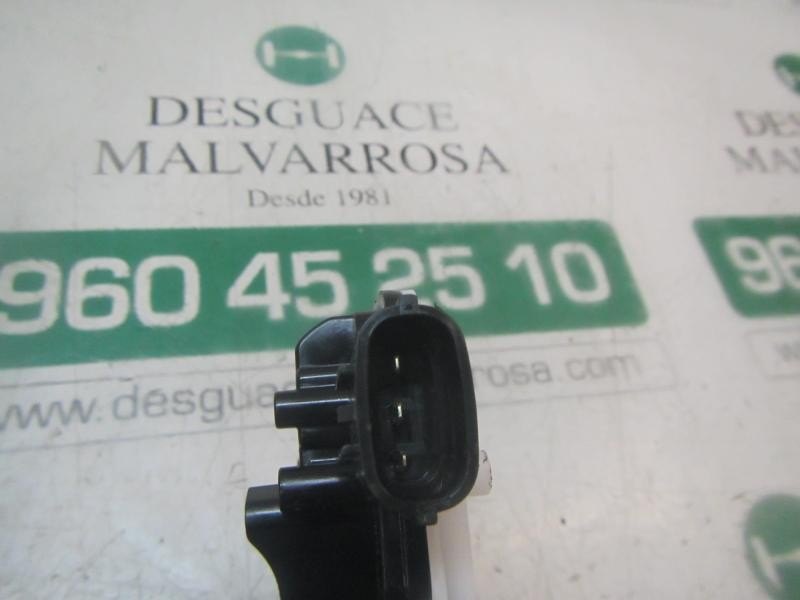 Recambio de cerradura maletero / porton para toyota corolla hybrid referencia OEM IAM 6935002100  