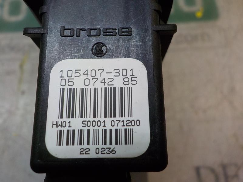 Recambio de motor elevalunas trasero derecho para volkswagen passat berlina (3b3) 1.9 tdi referencia OEM IAM   