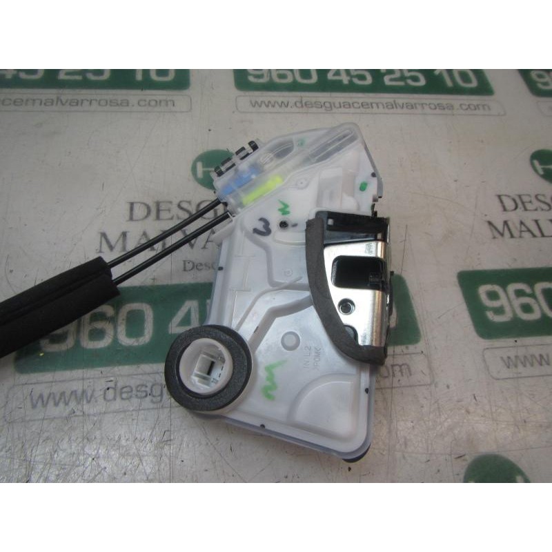 Recambio de cerradura puerta delantera izquierda para toyota corolla hybrid referencia OEM IAM 6904002491  