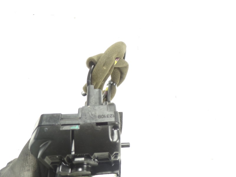 Recambio de cerradura puerta trasera derecha para renault koleos 2.0 dci diesel fap referencia OEM IAM 82500JZ00A  