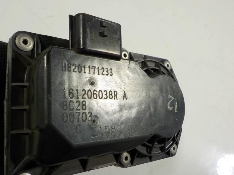 Recambio de caja mariposa para renault captur 1.2 tce energy referencia OEM IAM 161206038R 161206038R 8C2800703