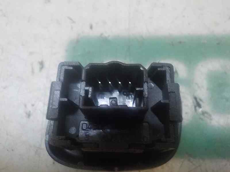 Recambio de mando elevalunas delantero derecho para fiat panda (319) 1.2 cat referencia OEM IAM 735536760 735536760 
