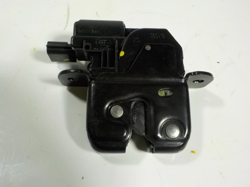 Recambio de cerradura maletero / porton para renault captur 1.2 tce energy referencia OEM IAM 905039428R 905039428R 