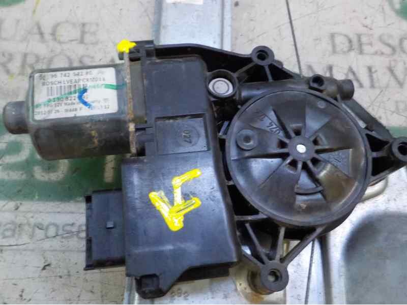 Recambio de elevalunas delantero izquierdo para peugeot 208 1.6 blue-hdi fap referencia OEM IAM 9673153280 9674254280 0130822697