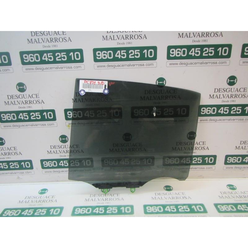 Recambio de cristal puerta trasero derecho para toyota corolla hybrid referencia OEM IAM 6810302560  