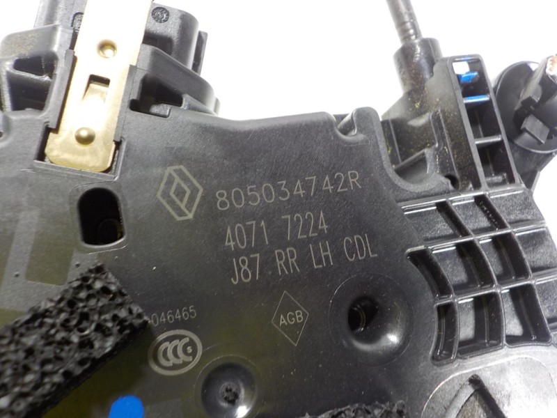 Recambio de cerradura puerta trasera izquierda para renault captur 1.2 tce energy referencia OEM IAM 805034742R 805034742R 40717