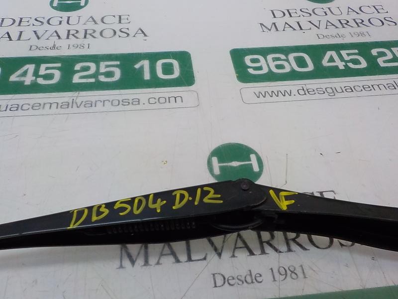 Recambio de brazo limpia delantero izquierdo para opel astra gtc 1.7 16v cdti referencia OEM IAM   