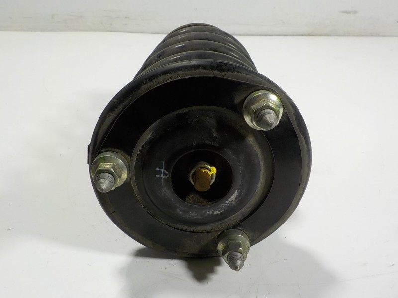 Recambio de amortiguador delantero derecho para lexus is 300h referencia OEM IAM 4851080710 4851053281 