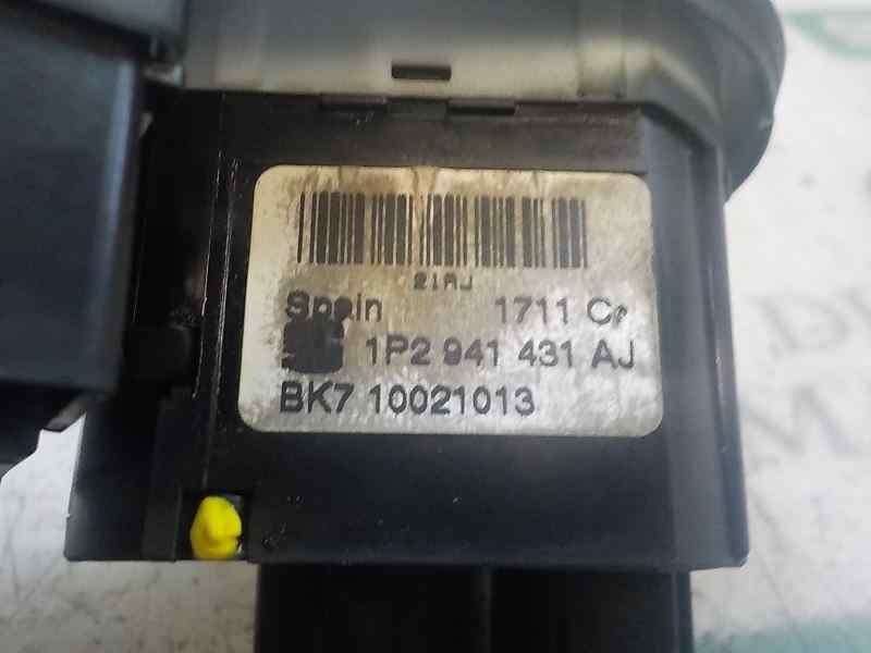 Recambio de mando luces para seat leon (1p1) 1.6 tdi referencia OEM IAM   