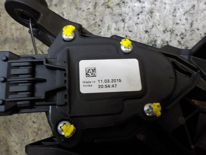 Recambio de potenciometro pedal para kia pro_cee´d ( ) 1.4 cat referencia OEM IAM 32700A6100  