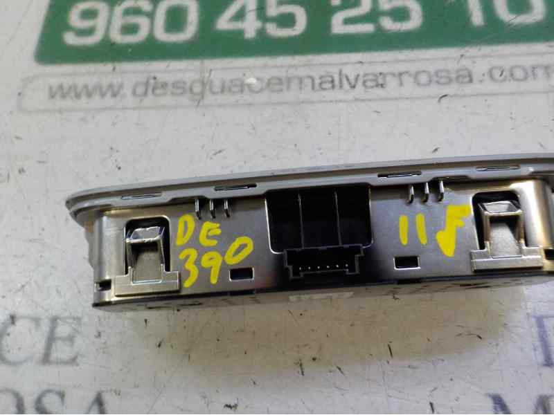 Recambio de piloto interior para audi a1 sportback (8xf) design referencia OEM IAM 8U0947111ABC5 8U0947111ABC5 