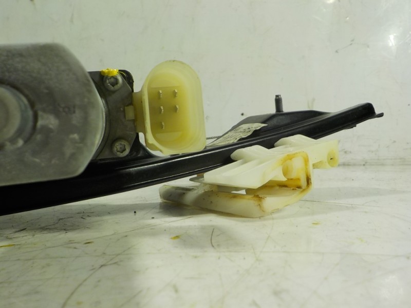 Recambio de elevalunas trasero izquierdo para bmw serie 3 lim. (f30) 1.5 12v referencia OEM IAM  7351049 