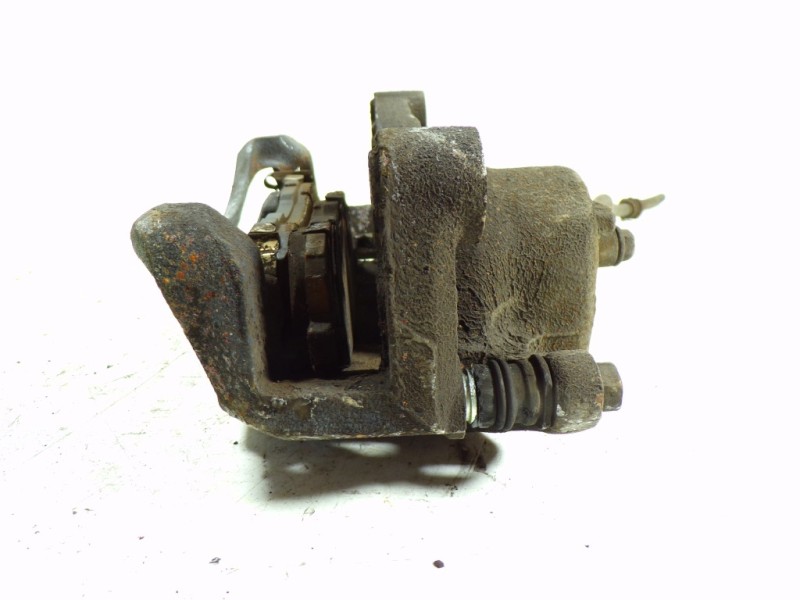 Recambio de pinza freno delantera izquierda para nissan juke (f15) 1.5 turbodiesel cat referencia OEM IAM 41011ET00A  