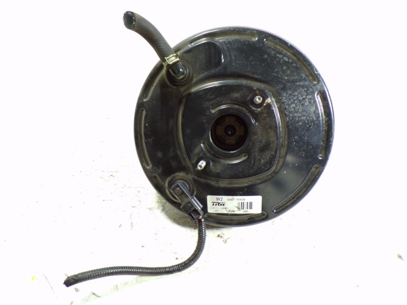 Recambio de servofreno para nissan juke (f15) 1.5 turbodiesel cat referencia OEM IAM 472101KW2A 460071KW2B 