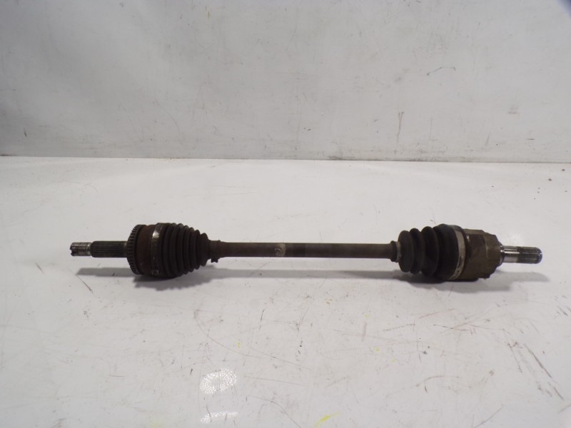 Recambio de transmision izquierda para hyundai i20 1.1 crdi cat referencia OEM IAM 49500C8300  