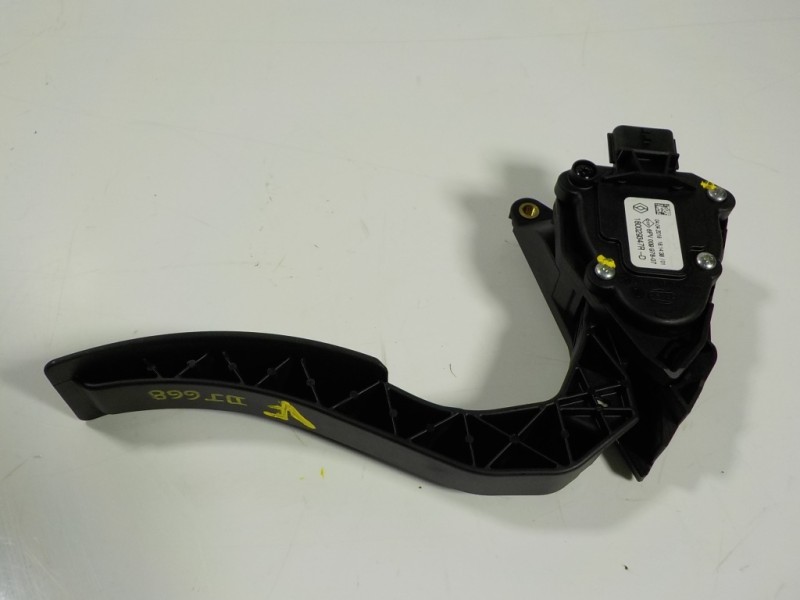 Recambio de potenciometro pedal para renault captur 1.2 tce energy referencia OEM IAM 180029347R 180029347R 6PV00997807