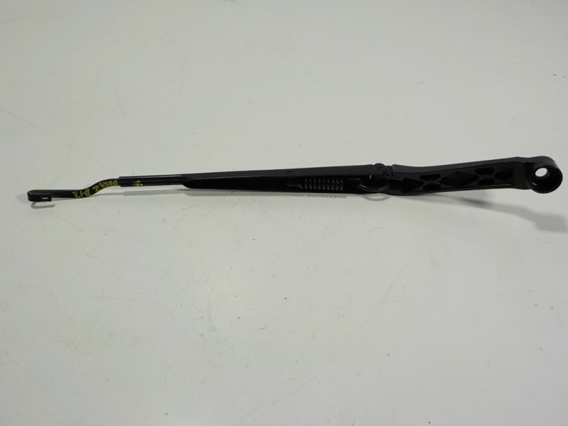 Recambio de brazo limpia delantero izquierdo para lexus is 300h referencia OEM IAM 8522153110  