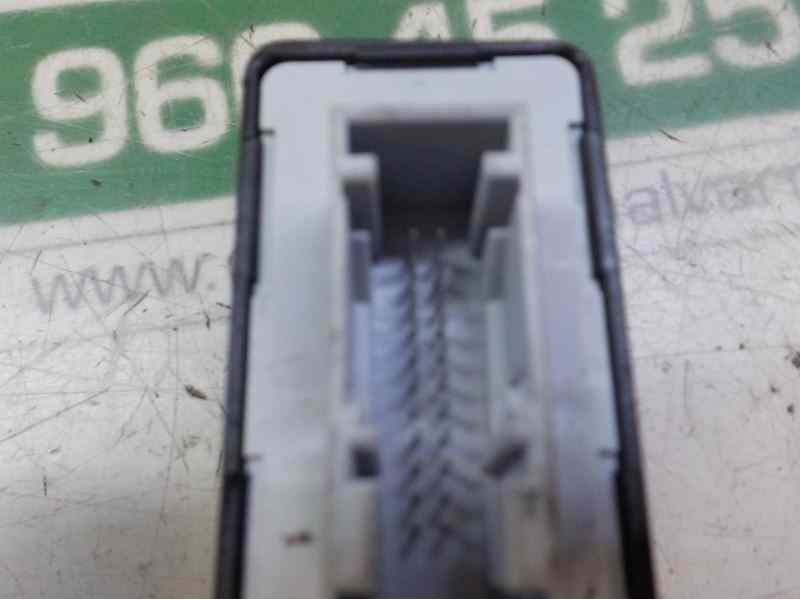 Recambio de modulo electronico para audi a1 sportback (8xf) design referencia OEM IAM 8X0907357E 8X0907357E 01017831AB