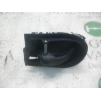 MANETA INTERIOR DELANTERA IZQUIERDA 