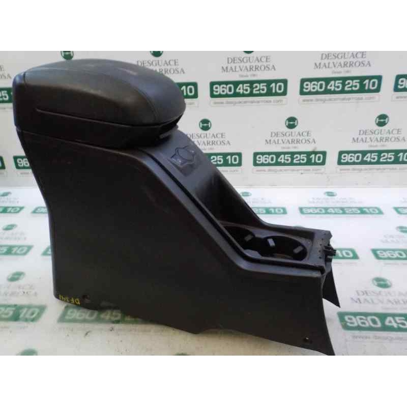 Recambio de apoyabrazos central para chevrolet captiva 2.0 diesel cat referencia OEM IAM 96820572  