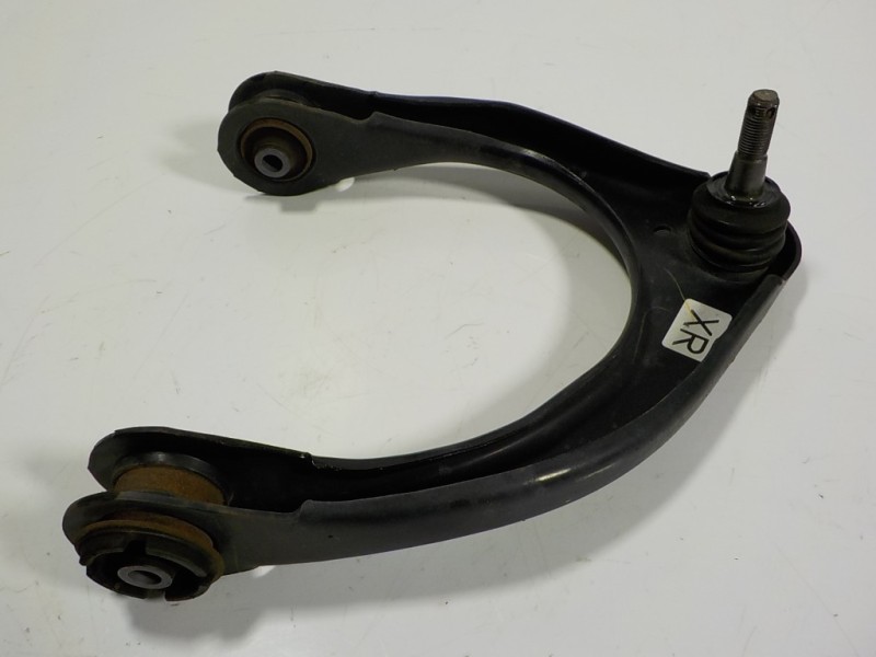 Recambio de brazo suspension superior delantero derecho para lexus is 300h referencia OEM IAM 4861059065  