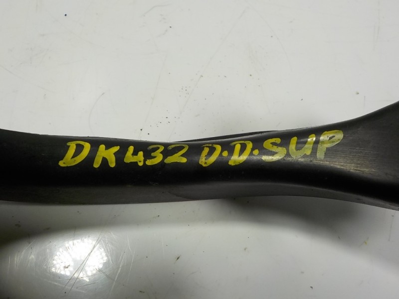 Recambio de brazo suspension superior delantero derecho para lexus is 300h referencia OEM IAM 4861059065  