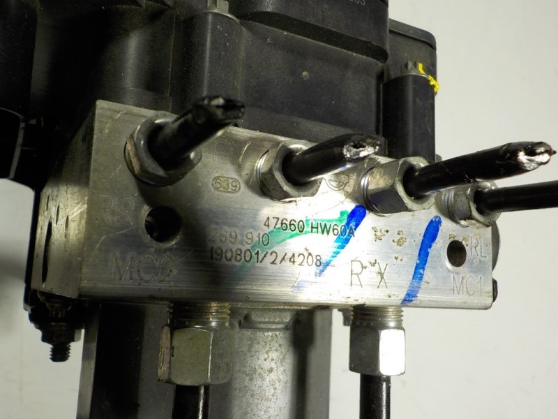 Recambio de abs para nissan qashqai (j11) acenta 4x4 referencia OEM IAM 47660HW61A 47660HW60A 0265290063