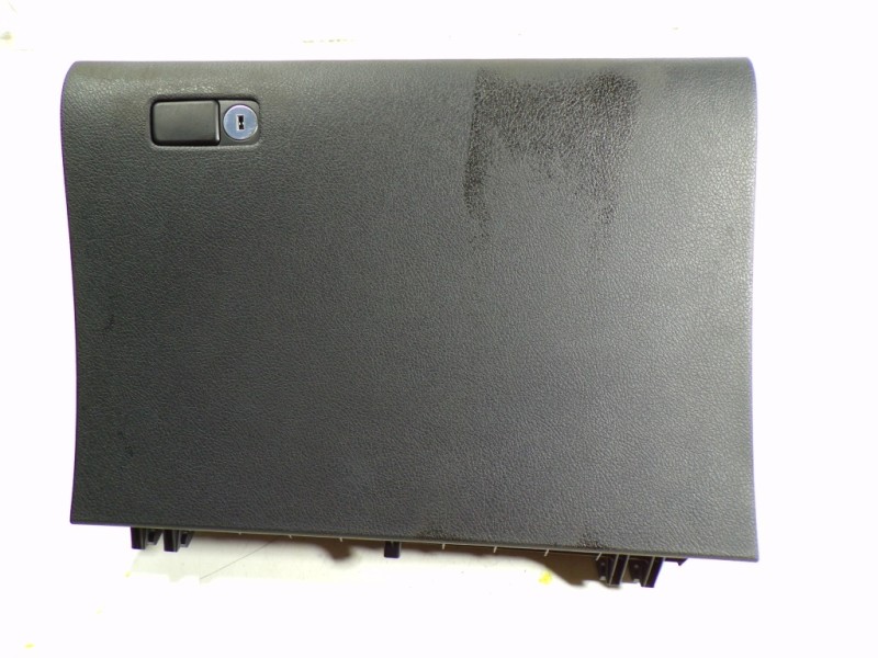 Recambio de guantera para toyota hilux (3b/3c/3d) doble cabina referencia OEM IAM 55550KK070C0  