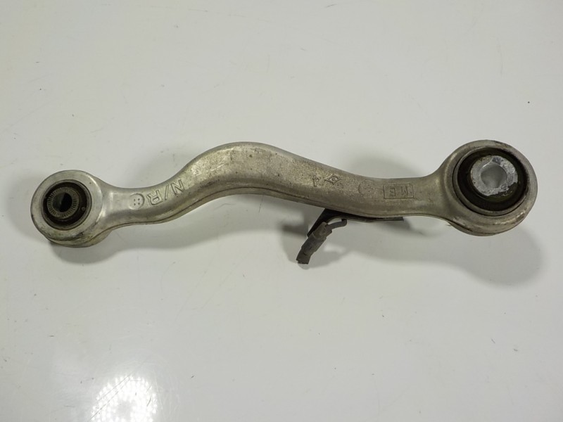 Recambio de brazo suspension superior trasero derecho para lexus is 300h referencia OEM IAM 4874030140  