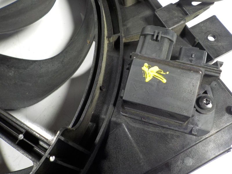 Recambio de electroventilador para citroën c5 aircross live pack referencia OEM IAM  5YY0659EN 5YY0659EN