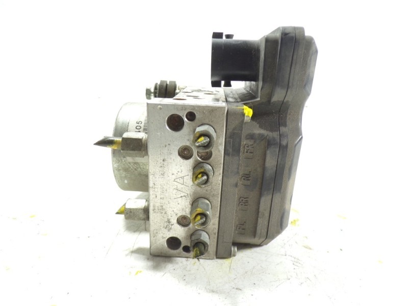 Recambio de abs para nissan leaf acenta referencia OEM IAM   