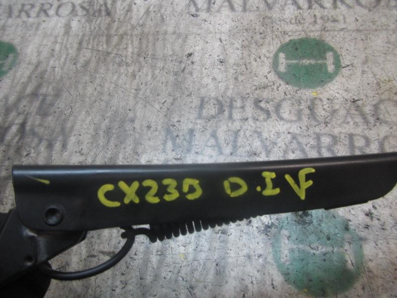 Recambio de brazo limpia delantero izquierdo para seat leon (1p1) comfort limited referencia OEM IAM 1P0955409A1P9  