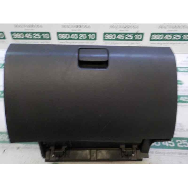 Recambio de guantera para chevrolet captiva 2.0 diesel cat referencia OEM IAM 96820730  