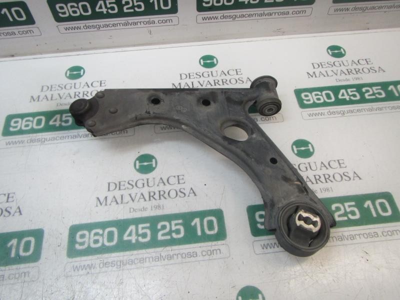 Recambio de brazo suspension inferior delantero derecho para peugeot bipper 1.4 hdi referencia OEM IAM   
