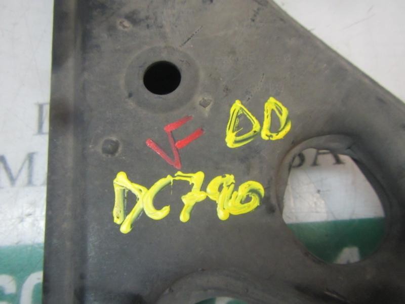 Recambio de brazo suspension inferior delantero derecho para peugeot bipper 1.4 hdi referencia OEM IAM   