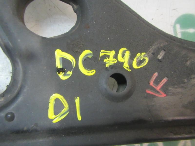 Recambio de brazo suspension inferior delantero izquierdo para peugeot bipper 1.4 hdi referencia OEM IAM   