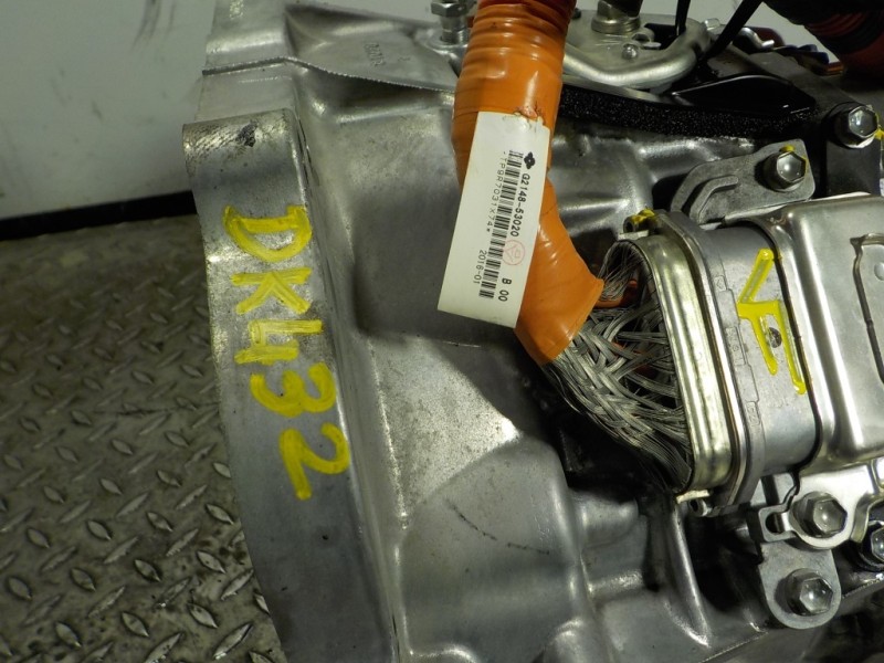 Recambio de caja cambios para lexus is 300h referencia OEM IAM 3092030030  