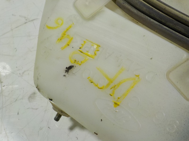 Recambio de deposito limpia para ford fiesta berlina 1.25 16v cat referencia OEM IAM   