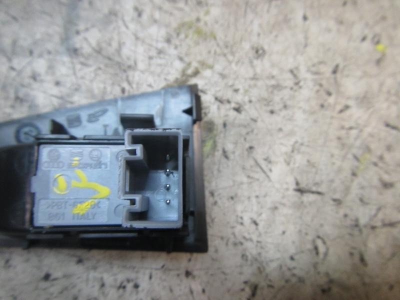 Recambio de mando elevalunas trasero izquierdo para seat leon (1p1) comfort limited referencia OEM IAM 7L6959855BREH  