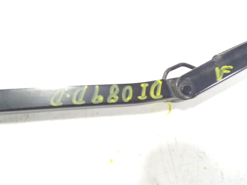 Recambio de brazo limpia delantero derecho para nissan leaf acenta referencia OEM IAM   