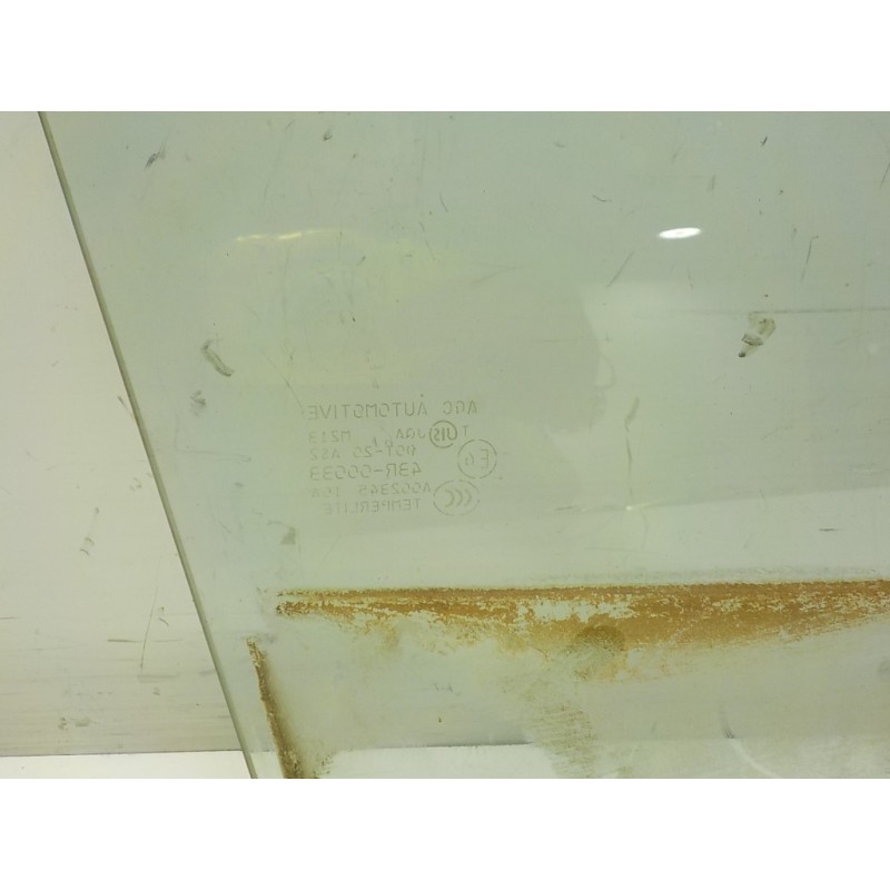 Recambio de cristal puerta delantero derecho para citroën c4 aircross 1.8 hdi fap referencia OEM IAM 1607714780  