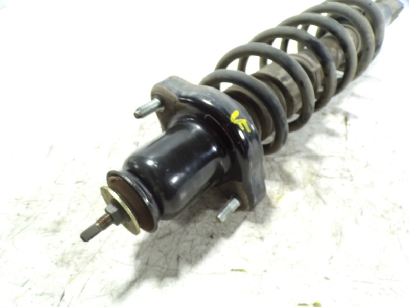 Recambio de amortiguador trasero izquierdo para dodge caliber 2.0 16v crd cat referencia OEM IAM 5105106AD  