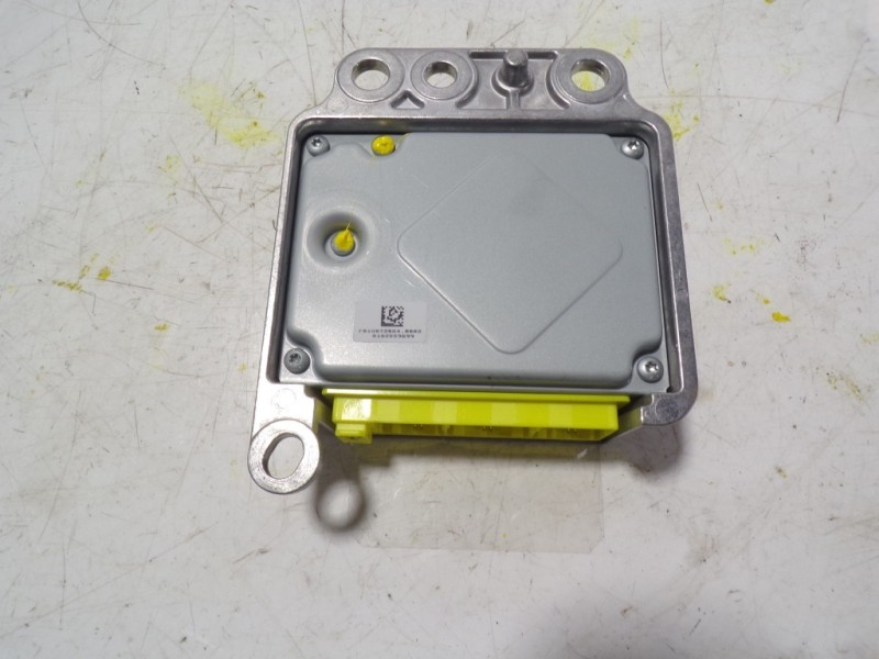 Recambio de centralita airbag para nissan leaf acenta referencia OEM IAM   