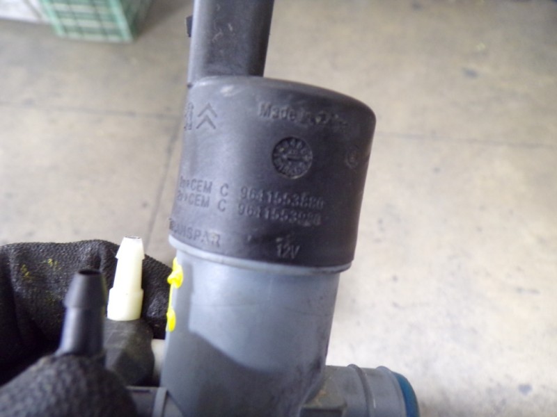 Recambio de bomba limpia para nissan qashqai (j11) acenta 4x4 referencia OEM IAM 28920BU010 9641553880 