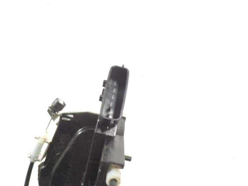 Recambio de cerradura puerta trasera izquierda para nissan leaf acenta referencia OEM IAM   