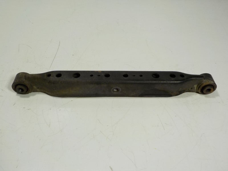 Recambio de brazo suspension inferior trasero izquierdo para nissan qashqai (j11) acenta 4x4 referencia OEM IAM 55111JD00A  