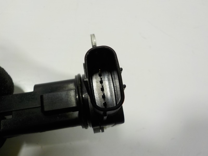 Recambio de caudalimetro para lexus is 300h referencia OEM IAM 222040V020 222040V020 