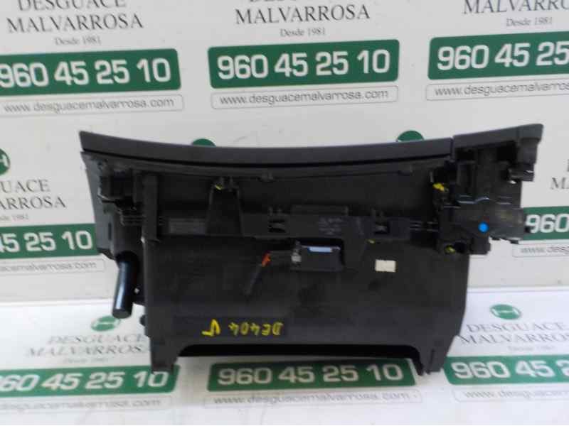 Recambio de guantera para hyundai i40 cw 1.7 crdi cat referencia OEM IAM 845103Z100RY  