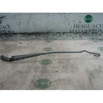 BRAZO LIMPIA DELANTERO DERECHO 